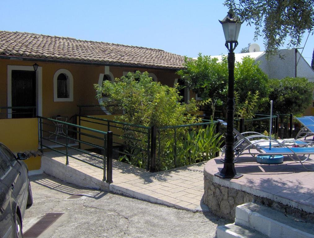 Aphrodite & Pool Apartment Paleokastritsa